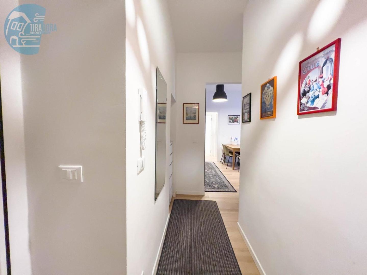Апартаменти Imbriani 4S Tirabora Short Rent Трієст Екстер'єр фото