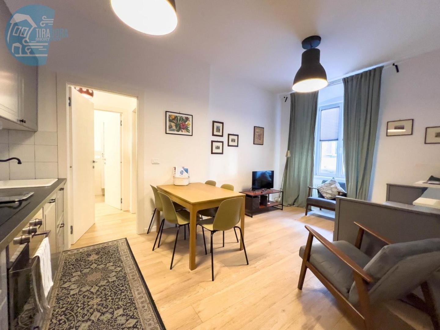 Апартаменти Imbriani 4S Tirabora Short Rent Трієст Екстер'єр фото
