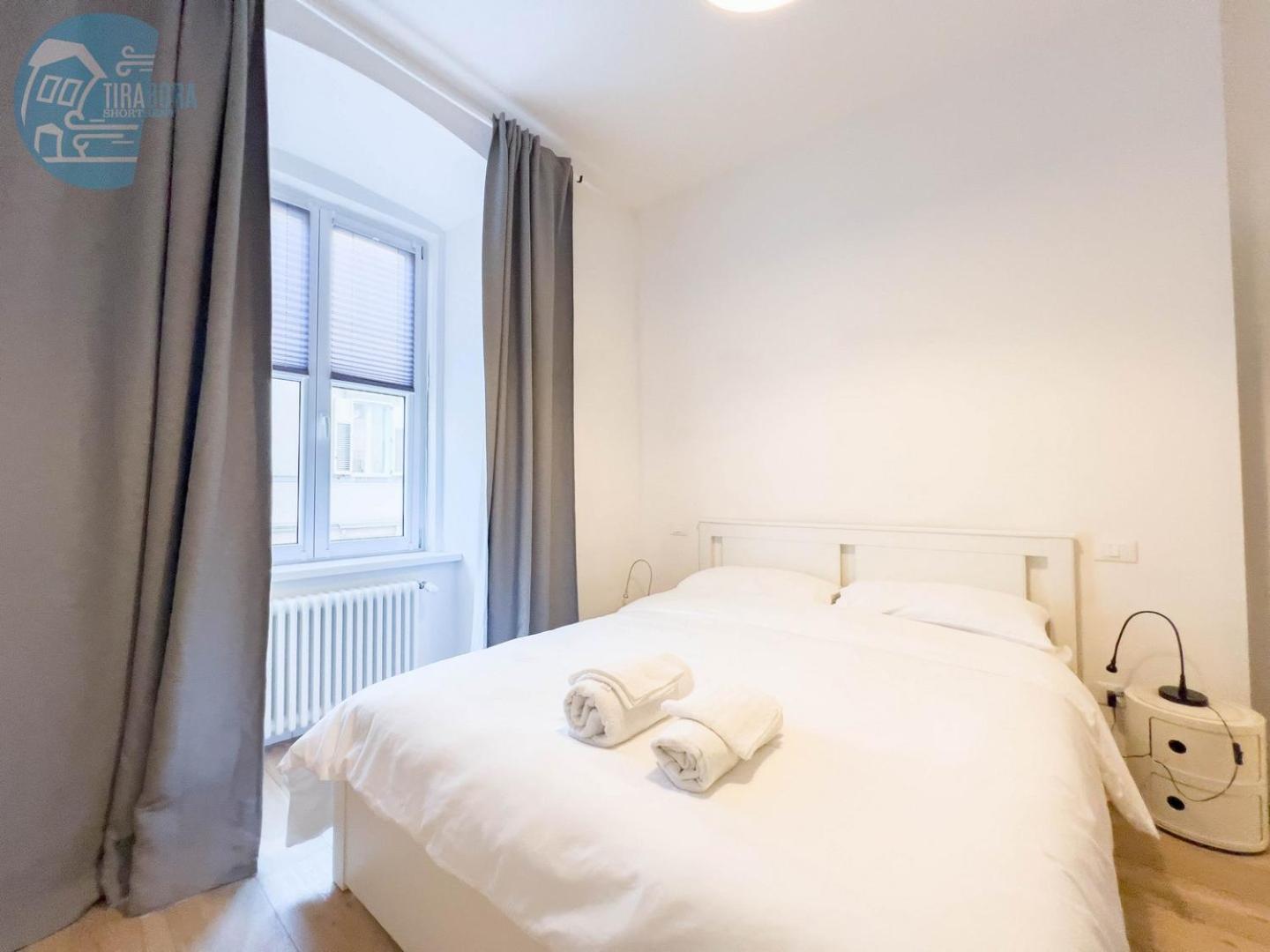 Апартаменти Imbriani 4S Tirabora Short Rent Трієст Екстер'єр фото